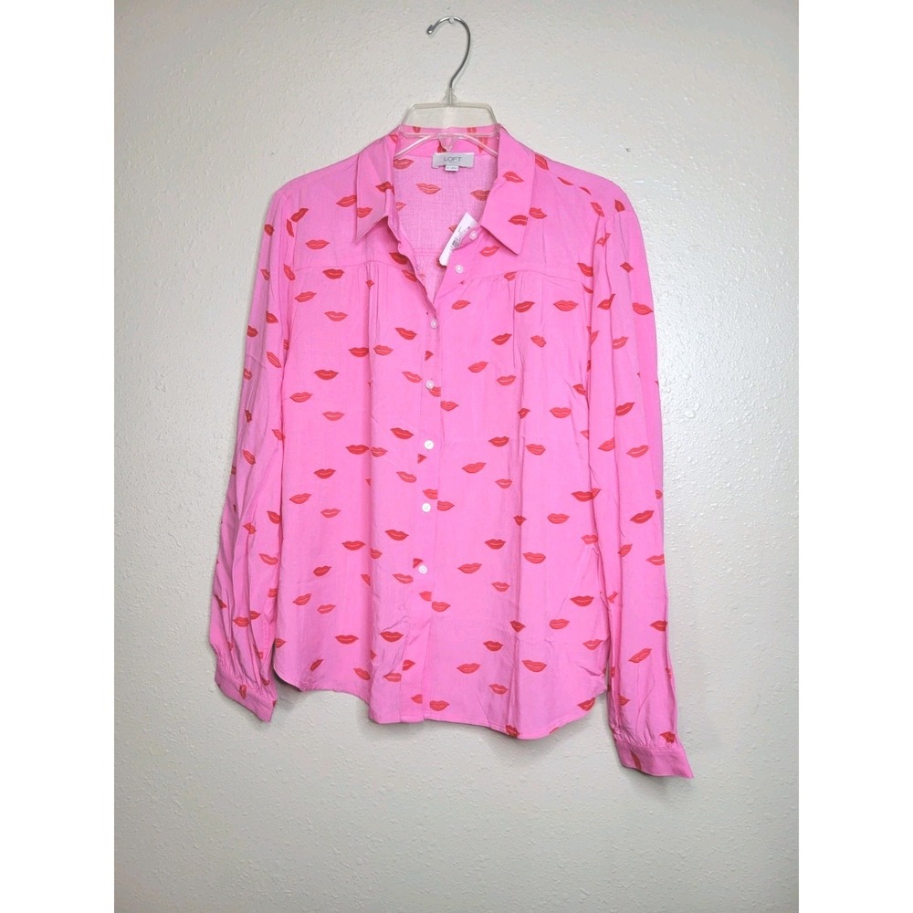 NEW Loft Outlet Pink Long Sleeve Red Lips Button Shirt Casual Work Blouse Sz M